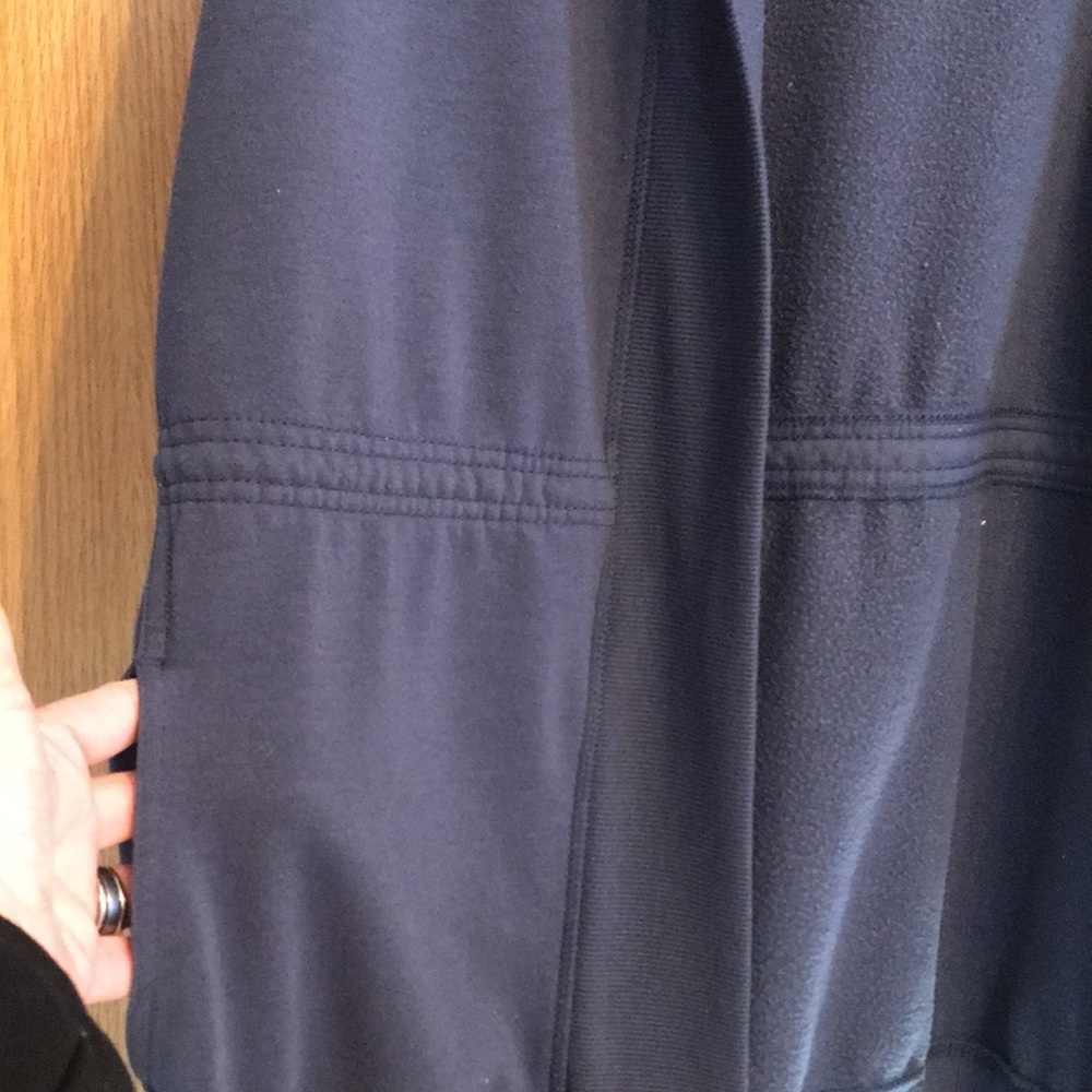 Jockey size Large outerwear - Picture 3 of 9